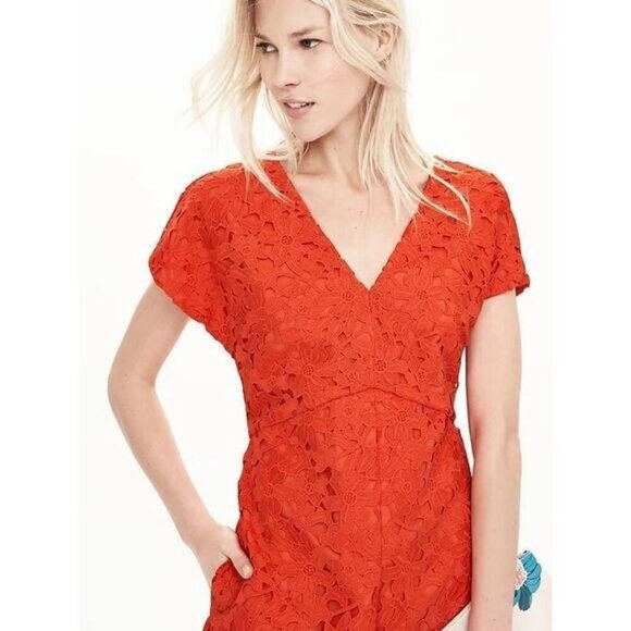 Banana Republic Lace V-Neck Dress Size 0P Geo Red - Picture 2 of 8